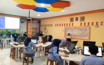 Pelaksanaan TKA Hari Pertama Gelombang 2 di SMKN 1 Wanayasa Berjalan Lancar